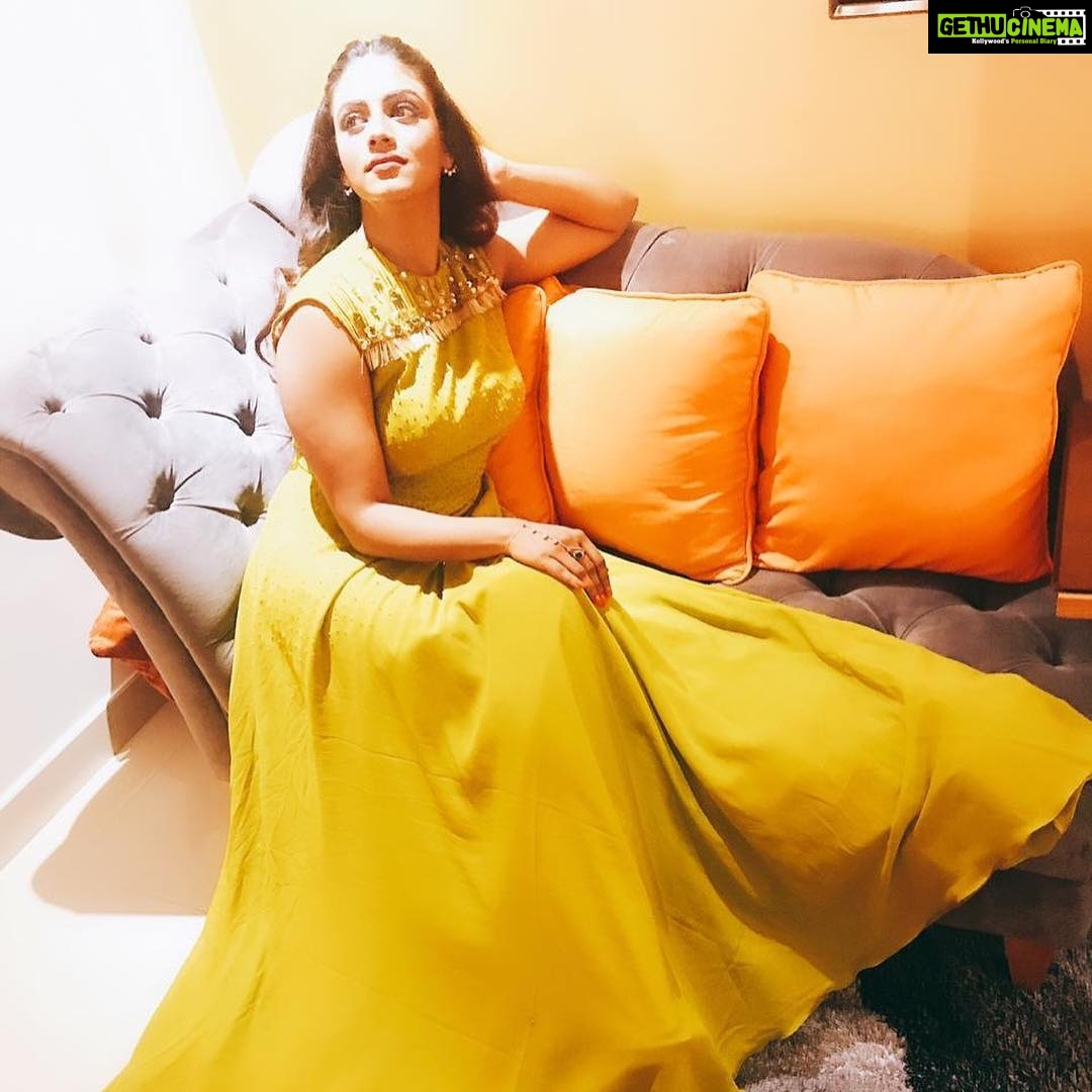 Iniya Instagram - #opening ceremony #Bahrain #Manama #Restaurent launch #Celebration #chief guest #traditonal taste #Food #fun Outfit @parvathy_chankramath parvathy_chankramath Styling’s @swat_swtz Manama Kingdom of Bahrain