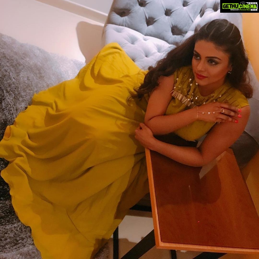Iniya Instagram - #opening ceremony #Bahrain #Manama #Restaurent launch #Celebration #chief guest #traditonal taste #Food #fun Outfit @parvathy_chankramath parvathy_chankramath Styling’s @swat_swtz Manama Kingdom of Bahrain
