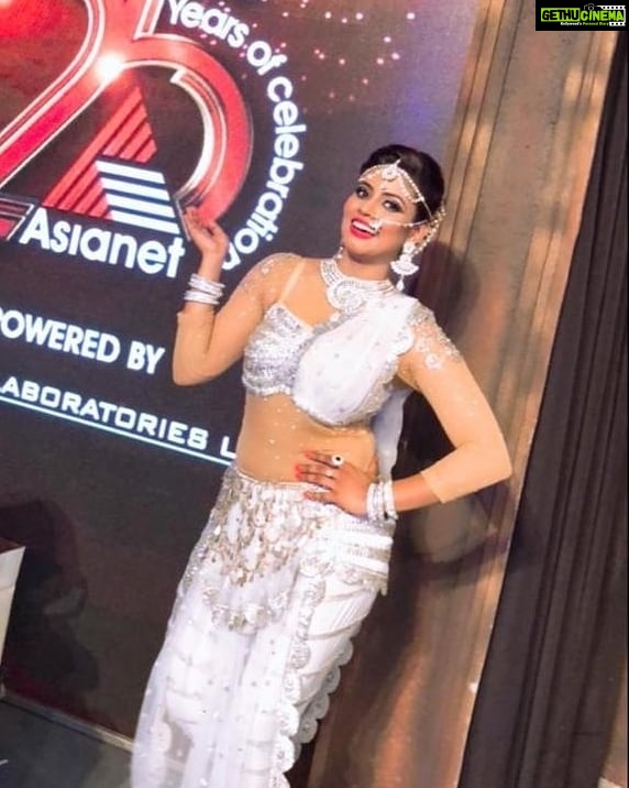 Iniya Instagram - 100th creation of soorya Krishnamoorthy sir ❤️ #25yearsofasianet #danceperformance
