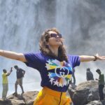 Isha Koppikar Instagram – Now V/s then. 
Something and some people never change 😉
Loved revisiting the Athirappilly falls in Chalakudi

@arrahman #arvindswamy 

#ishakoppikarnarang #ishakoppikar #tbt #memories #thenvsnow #athirapally #dancing #trending #trendingreels #reelsindia #incredibleindia #explore #exploretheworld #india Kerala, India