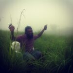 Isha Sharvani Instagram - Legends of Malayalam cinema ✊🏾✌🏽👏🏽 📸by me:) #ishasharvani #iyobintepusthakam #iyobintepusthakamlocation #fahadfasil #vinayakan #shayjukhalid Vagamon Hills