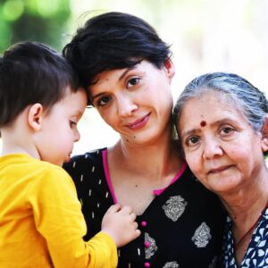 Isha Sharvani Instagram - Three generations together after 6 months. So much love, cuddles and awesome home food! 
#backhome #trivandrum #lovemyfamily #love #ishasharvani