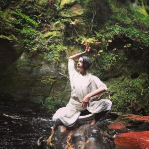 Isha Sharvani Instagram - ⭐️12/12/21 another auspicious day⭐️ 🎄SEASONS GREETINGS TO All🎄  It’s been a few weeks since I posted anything.  It’s been really good for my mental and physical health to take a break from social media, especially following the 9 day silent retreat I recently completed.  I found it reenergising, wholesome and insightful to be silent, slowing allowing the mind to quieten, I gave my self permission to do NOTHING, gradually getting deeper Meditations.💕🧘‍♀️💕
I loved letting go of all that I no longer needed, I feel like I have rebooted my internal system:) I highly recommend even a day of silence, without phones, just to be present with your presence🕉❤️🕉 lots of love to everyone this holiday season 🥰. 📸 Bejoy Sanjeev 🙏🏾 #ishasharvani #meditation #vipassana #metta #selflove #silence #bhudha #light #naturephotography #nature