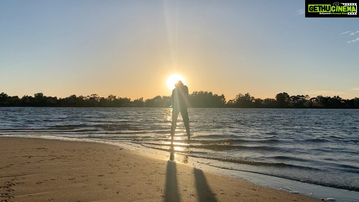 Isha Sharvani Instagram - 🔆❤️🔆 Taken this morning as we were location hunting for my next work, a dance film with the incredible Aakash Odedra❤️🙏🏾❤️ Wishing you all a beautiful day🔆❤️ @isha.sharvani @aakashodedracompany #ishasharvani #dance #dancefilmmaker #climatechange #conteporaryart