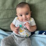 Ishaara Nair Instagram – How ya doin? #3monthsold #babymama #boymama #mamasboy #dadasboy #diapers #motherhood #motherhoodinspired #babyinfluencer #simplymamahood #babyboyaarin # mamauae #mamaindubai #postpartum #babiesofinstagram #mamasofinstagram #happybabyboy Dubai, United Arab Emirates