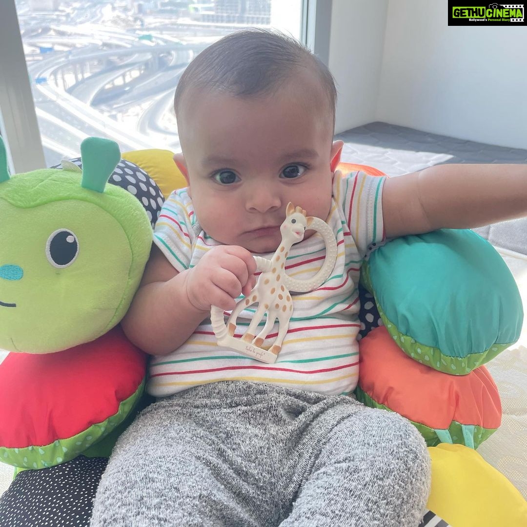 Ishaara Nair Instagram - Well, That sums up our day today π€£π
(swipe to see how it went) π€ͺ How was your day? Also on a scale of 1-10 what score will you give for his expressions? π€£π€£#3monthold #motherhood #4monthold #sleepregression #expressionking #enjoyingeverymoment #15weeksoldbaby Dubai, United Arab Emirates