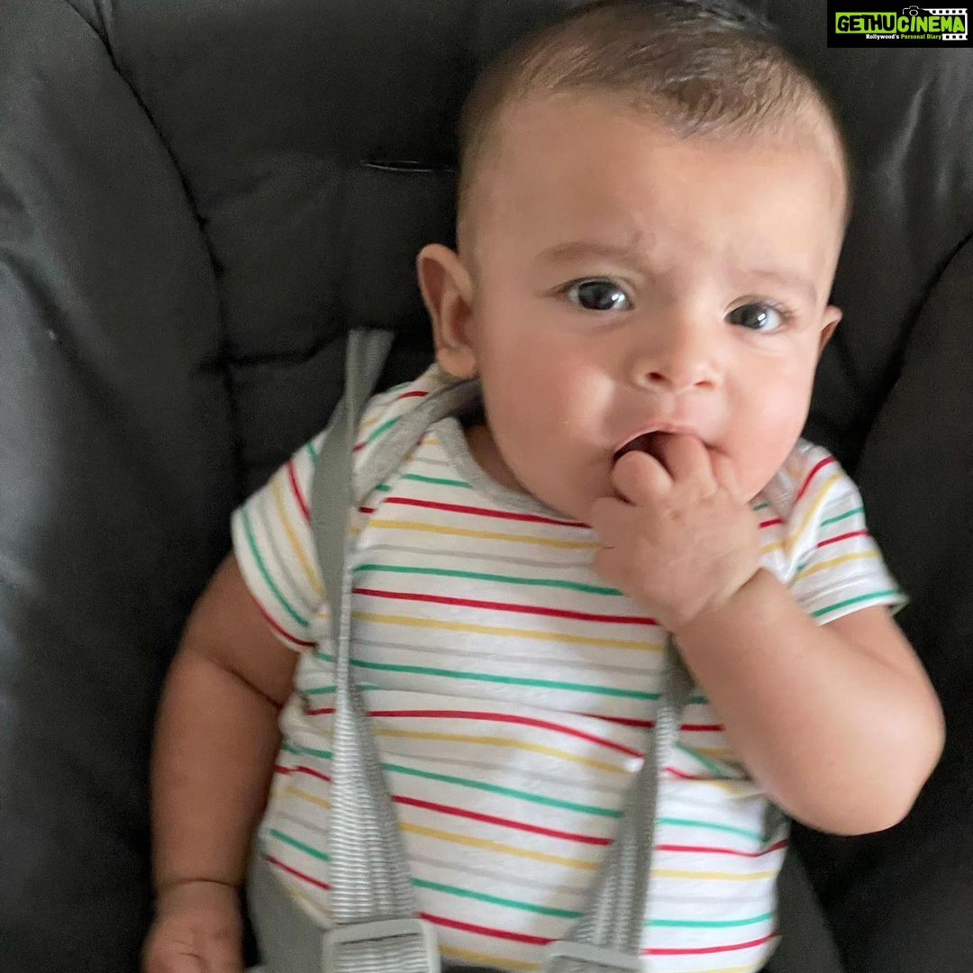 Ishaara Nair Instagram - Well, That sums up our day today π€£π
(swipe to see how it went) π€ͺ How was your day? Also on a scale of 1-10 what score will you give for his expressions? π€£π€£#3monthold #motherhood #4monthold #sleepregression #expressionking #enjoyingeverymoment #15weeksoldbaby Dubai, United Arab Emirates