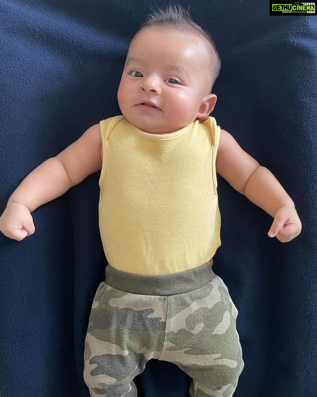 Ishaara Nair Instagram - Ok! So that’s the end of the fourth trimester. We are officially 3 months old. The first three months of motherhood were a bumpy ride for me. Breastfeeding journey was thankfully really, really great. Weeks 4 to 6 was extremely difficult as my baby was colicky and he used to cry a lot during evening hours. After 6 weeks it slowly reduced and by the end of week 8 he turned into a happy lil baby. I really struggled through it as I hated to see him cry. My anxiety levels were on a 100 and I felt so angry and sad that I couldn’t help him. Thank god we’re over it now. Bless ‘em mamas who is going through that phase 🙌🙄 Last couple of weeks has been a delightful experience. Our space is filled with lil cooing sounds, giggles and laughters. When we smile at him, he smiles right back at us. He hates tummy time, but still I try to put him on his tummy. His neck muscles are getting stronger. Finally as a mamma I’ve reached the brighter side of the tunnel and am so happy and excited for this wonderful journey ahead. Can’t wait to hit all the major and minor milestones with him. ❤️💃🏻👨👩👦 #3monthsold #babymama #boymama #mamasboy #dadasboy #diapers #motherhood #motherhoodinspired #babyinfluencer #simplymamahood #babyboyaarin # mamauae #mamaindubai