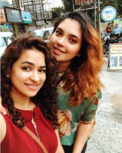 Ishaara Nair Instagram - My MASTI baby. One day with her was a day full of love n fun. She is mine. I want to put her in my bag and carry her everywhere I go. I love you ❤️😘💕 #mastibaby #dayofloveandfriendship #meeshu #fun #happiness #love #friendship @meesha.ghoshal