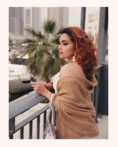 Ishaara Nair Instagram - Part of her mystery is how she is calm in the storm and anxious in the quiet- anonymous #mysterygirl #goodevening #instafasion #dubaibloggers #ishaara #pastelshades #winterindubai #sendinglove #mydubai #fashionblogdubai #dubaifashion pic courtesy: @sowmyabalan I love you so much. You must get into serious photography.