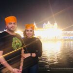 Ishaara Nair Instagram - The Golden visit #goldentemple #sriharimandirsahib #amritsar #ambarsariya #uplifted #goldenexperience #brotherhood #equality #welcomingtheworld #love #closetomyheart #allthatglittershereisgold Peeta Pro