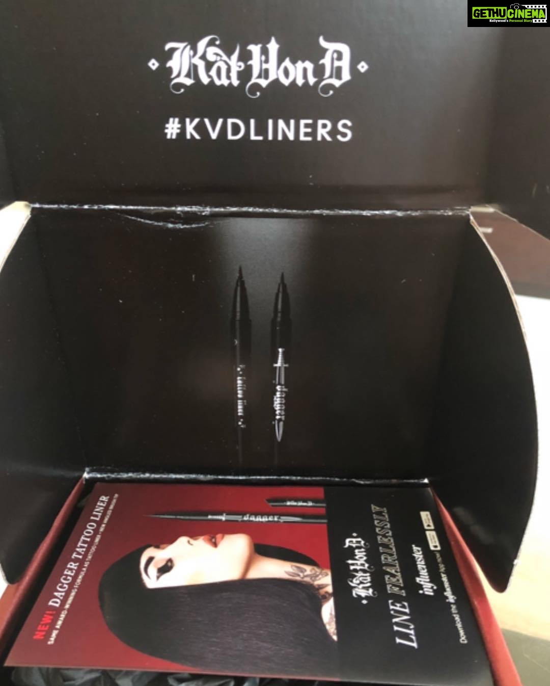 Ishaara Nair Instagram - Kat von d liners #kvdliners #KVD #katvondbeauty #tattooliner #daggerliner #sephorame #contest #complimentary @katvondbeauty @Influensterme Dubai, United Arab Emirates