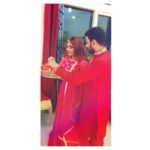 Ishaara Nair Instagram - A few more from the karwachauth series. #morningposts #feelsgood #ahappymarriage #ourstory #positivity PC: @sowmyabalan baby thank you for these beautiful pics.. I love you.. 😍❤️😘 Dubai, United Arab Emirates