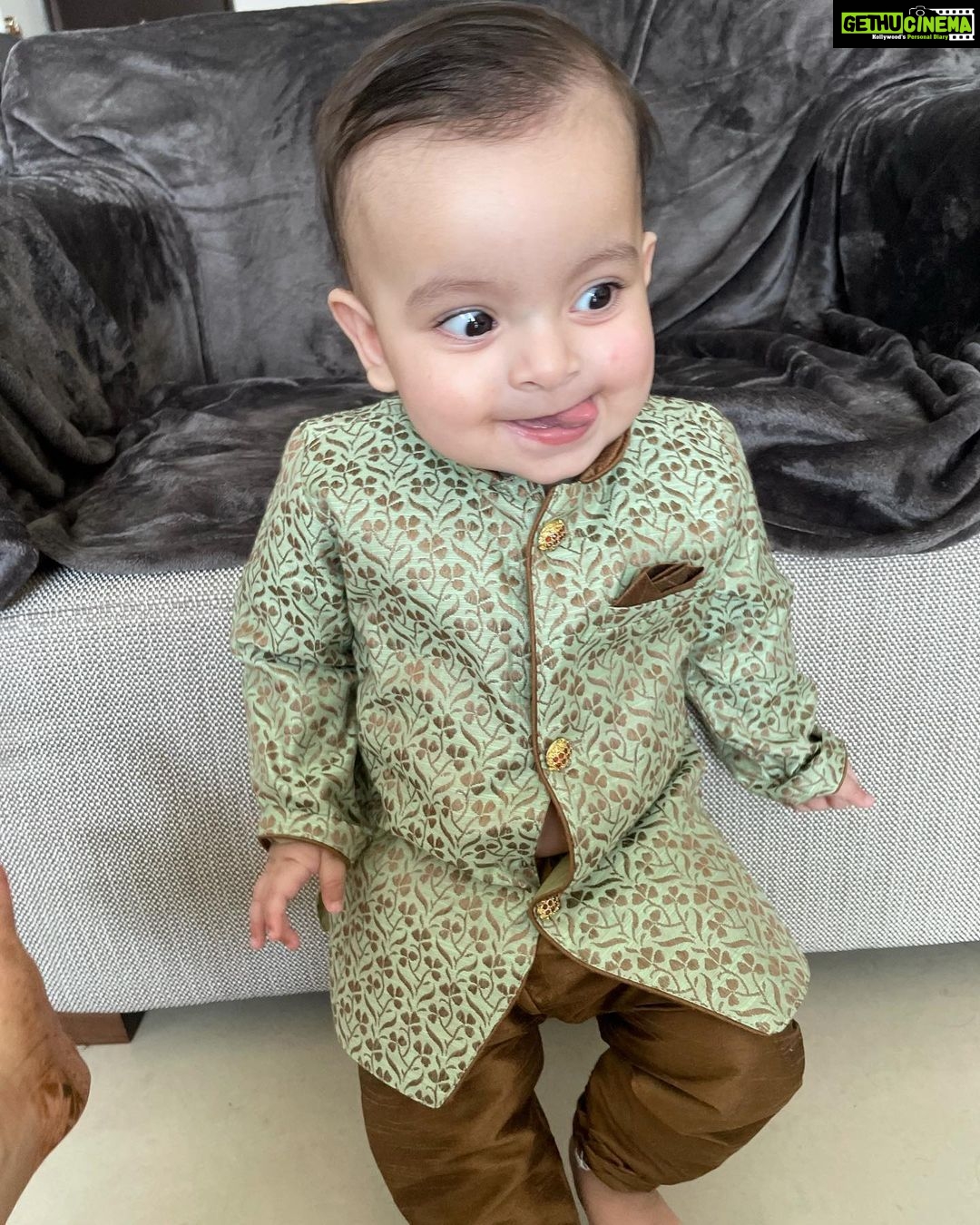 Ishaara Nair Instagram - Guess who celebrated his first Diwali yesterday 👦 Also he turned 8 months old yesterday🥰❤️ #babyboy #aarin #love #naughty #blessedbeyondmeasure #8monthsold