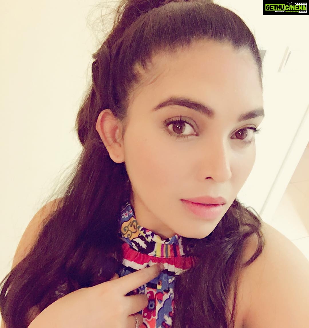 Ishaara Nair Instagram - #MaxFactorProColorCorrecting #CCsticks #complimentary @InfluensterME @MaxFactorArabia