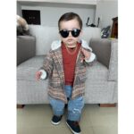 Ishaara Nair Instagram - ‘Sup ladies 🤙🏼🤙🏼🙌🏼🔥🔥 #10monthsold #ladiesman #hottie #stylishbabyboy #styleinspiration #instababies #babiesofinstagram #babiesofdubai #littledudes #mommyandson Dubai Marina