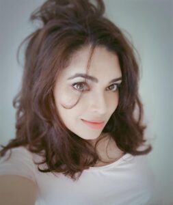 Ishaara Nair Instagram - #selfie #instagram #picoftheday #loveyourself