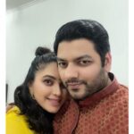 Ishaara Nair Instagram - Happy birthday to our most favorite person, our daddy dearest, our strength. We love you the most. Happy birthday dada ❤️❤️😍😍😍 #dadasbirthday #happybirthday #love #light #warmcozyhugs #celebrationtime Dubai Marina