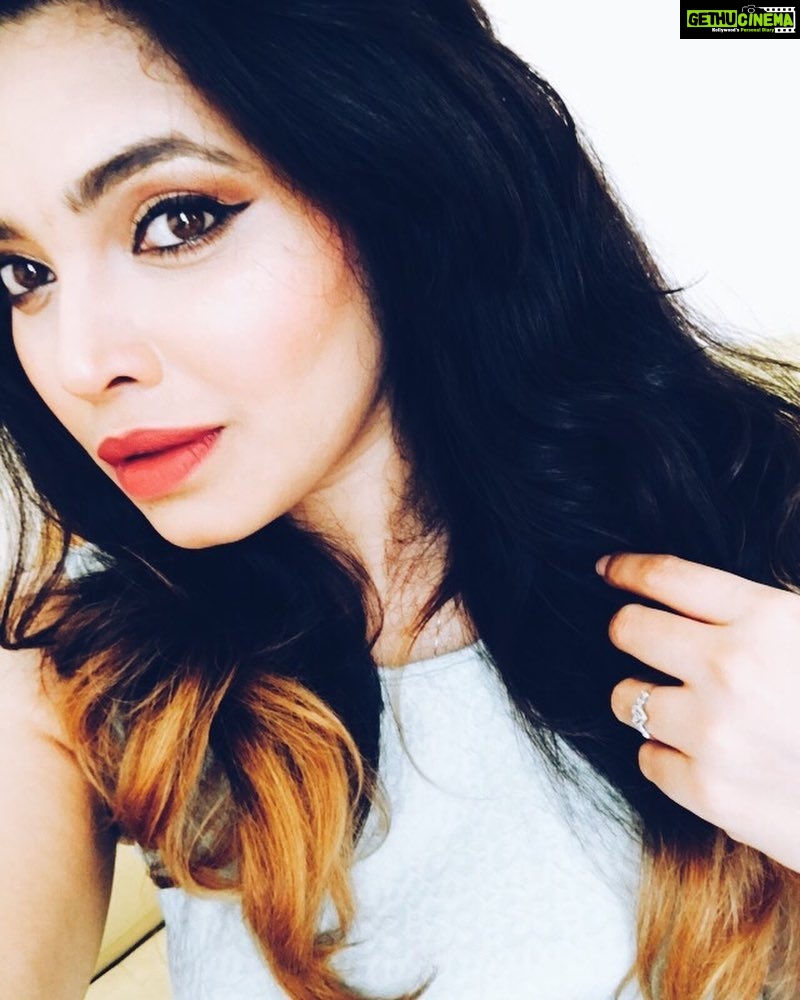 Ishaara Nair Instagram - Be your own kind of beautiful #positivevibes #peace #selflove