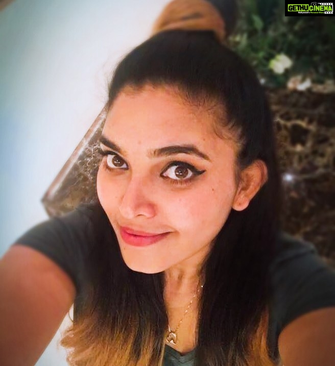 Ishaara Nair Instagram - Just keep it real with me, I will respect you way more #bereal #bestrong #girlpower