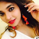 Ishaara Nair Instagram - Happy morning #goodmorning #gooddayahead #accessories #shoppingtweetsjewellery #keepsmiling😊