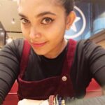 Ishaara Nair Instagram - Good night #goodnight🌙 #happyme #peace #accessorize