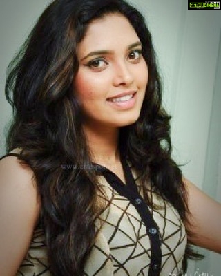 Ishaara Nair Instagram - #throwback #2014 #candids