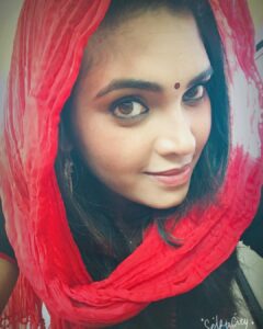 Ishaara Nair Instagram - #happyholi #goodvibesalways #enjoyholi #dayofhappiness #startafreshday