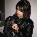 Ishaara Nair Instagram – #omg #loveofmylife #myfluffy #lovefluffy #lovearound #truelove #unconditional #loveblack #umademydayfluff #happyme #dubaidairies ❤️❤️❤️🎀🎀🎀