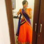 Ishaara Nair Instagram - #favoutfit #halfsaree #oranges #blueroyals #pongalcelebrations #channelinterviews #selfietohbantahai