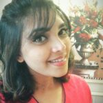 Ishaara Nair Instagram - #transformationtuesday #templeday #positivity #positiveminds #spreadsmiles #chottanikkara