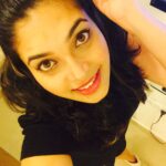 Ishaara Nair Instagram - #Christmas #partytime #spreadhappinessandlove #friends