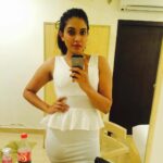 Ishaara Nair Instagram - #peace #whites #lovemyjob #happiness #poser #positivevibes #lovemyself
