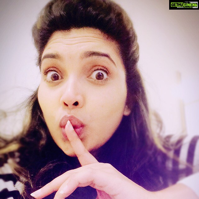 Ishaara Nair Instagram - #shhhhhhh #silencemode #goodvibes #newstyles #lovelife #favpic #lovemylife #lovemyselffirst