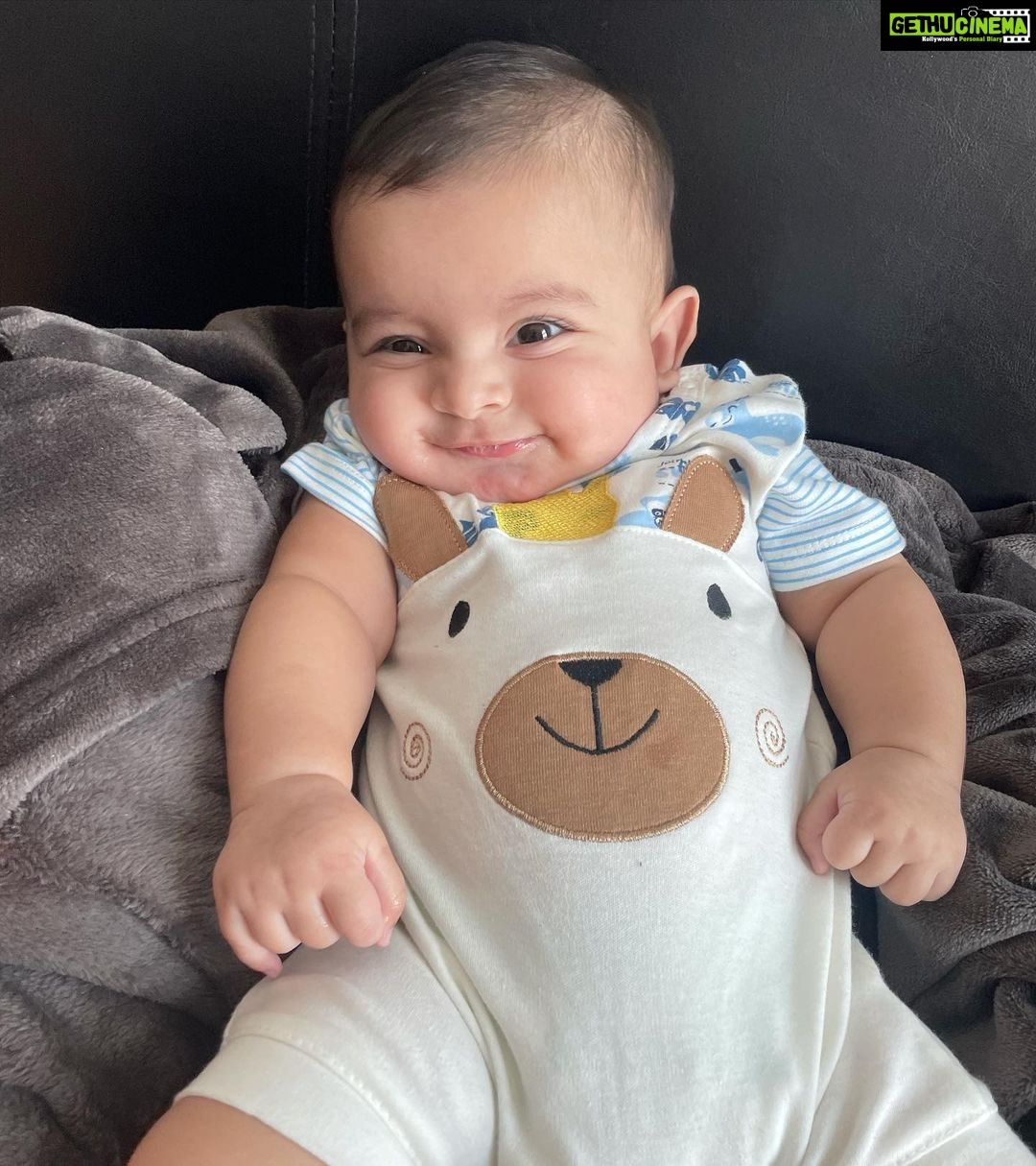 Ishaara Nair Instagram - Just a happy baby ❤️ #happybaby #mamasboy #daddysboy #4montholdbaby #babiesofinstagram #babyswag #cuteface #innocence #spreadsmiles