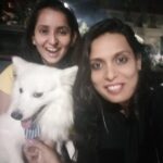Ishika Singh Instagram - Damroo and his fan ... ladies went crazy for him and his tie ;) #damroo #pawsome #petlovers #petlovers #doglovers #doglove