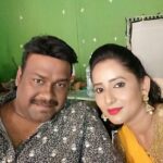 Ishika Singh Instagram - My guru and my mentor . Happy gurupurab to him .#gurupurnima #mentor #tollywoodactress #telugufilmnagar