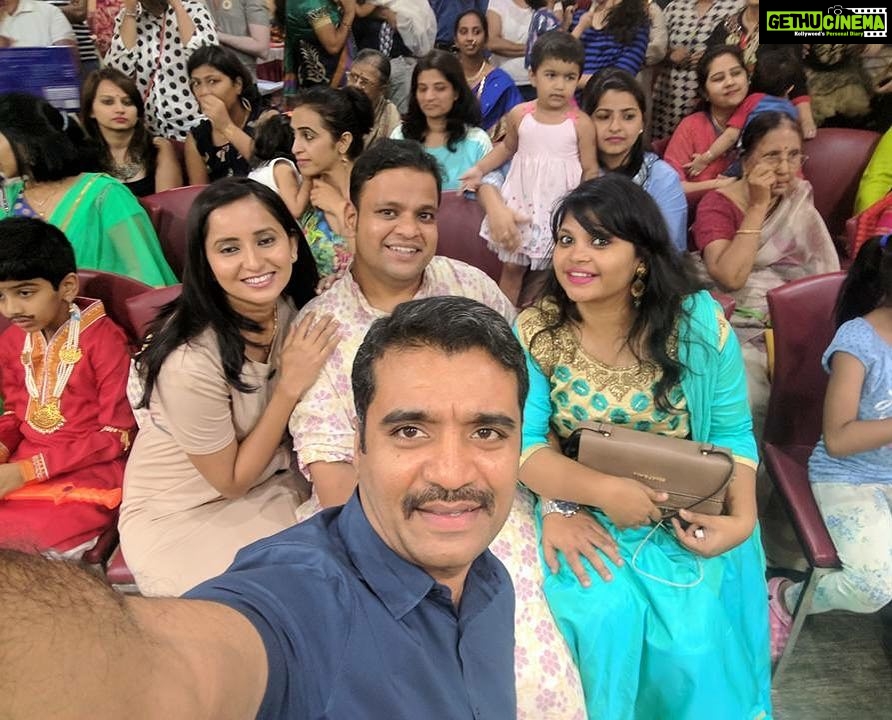 Ishika Singh Instagram - It was nice judging kids fashion show today ! Always a delight to meet foodies !!!!! @sankalpvishnu @bongfooodie #foodies #foodiesinhyderabad #bengalisinhyderabad #foodcriticguy #hyderabadfoodies