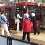 Ishika Singh Instagram - Onto the skyways to genting highlands #gentinghighland #gentingskyway #skywaysarehighways #ropeways #gentingcasino #gentingcablecar