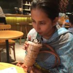 Ishika Singh Instagram - I me my coffee and my bag 💼 #starbucks Genting Highlands