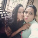 Ishika Singh Instagram - After all the cake , samosa , pizza 🍕, garlic bread 🍞 all we could do is pout .... #poutylips #poutyface #poutlove #neighbourlylove #neighbourhood