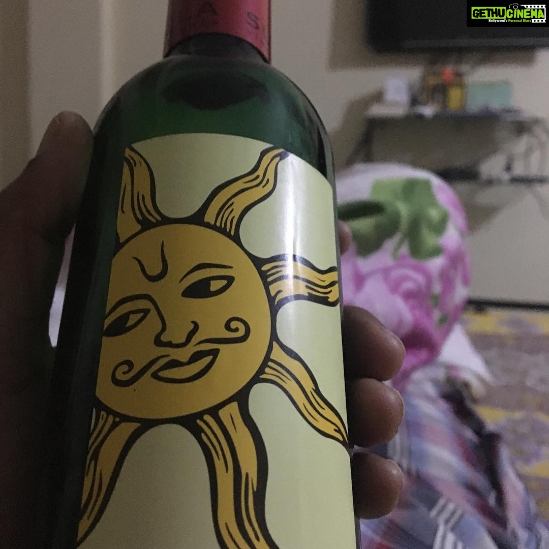 Ishika Singh Instagram - Me and Sula are inseparable #inseparabile #wine🍷 #winelover #winestagram🍷🍇