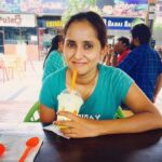 Ishika Singh Instagram - Beating summer with milkshake #milkshake #summerworst #humiditysucks #badhairday #nomakeup #lazyday #lazysunday #myworstday
