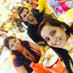 Ishika Singh Instagram - Family time ... movie .. eat out... lots of talking and laughing #familyday #familyfun #eatingout #moviedate #dogspurpose