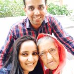 Ishika Singh Instagram - Family time ... daddi time 😘😘😘😘 the coolest person I have ever met till date 👌🏼👌🏼👌🏼👌🏼👏🏽👏🏽👏🏽👍🏽👍🏽👍🏽👍🏽#loveudaddii #familyfun #familyday