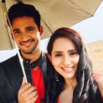 Ishika Singh Instagram - We both shot together .. #shooting #shootinsunlight #actorslife🎬 #actorsworld #filmmaking #letmetakeaselfie #adshoot