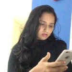 Ishika Singh Instagram – When u read some rubbish online #rubbishbin #readbetweenthelines #actorslife #actorslife🎬 #actoratwork #telugufilmindustry #telugufilmnagar #tollywood #whatdidijustwatch #whatdidijustsee #whatdidijustread