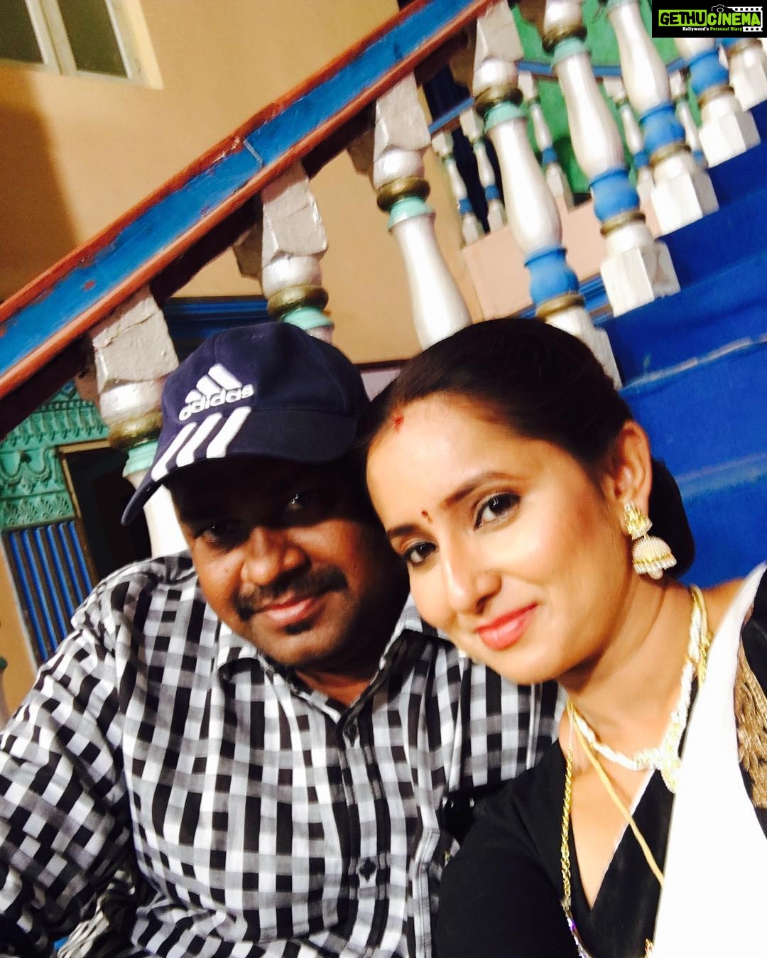 Ishika Singh Instagram - He gave me break in industry and changed my life for good .... #teluguactress #telugufilmnagar #telugufilmindustry #actorlife