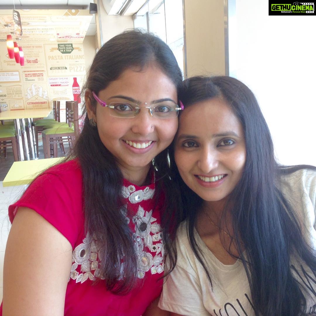 Ishika Singh Instagram - #sisterinlove #sisterinlaw #sisterinlawlove #familyfun