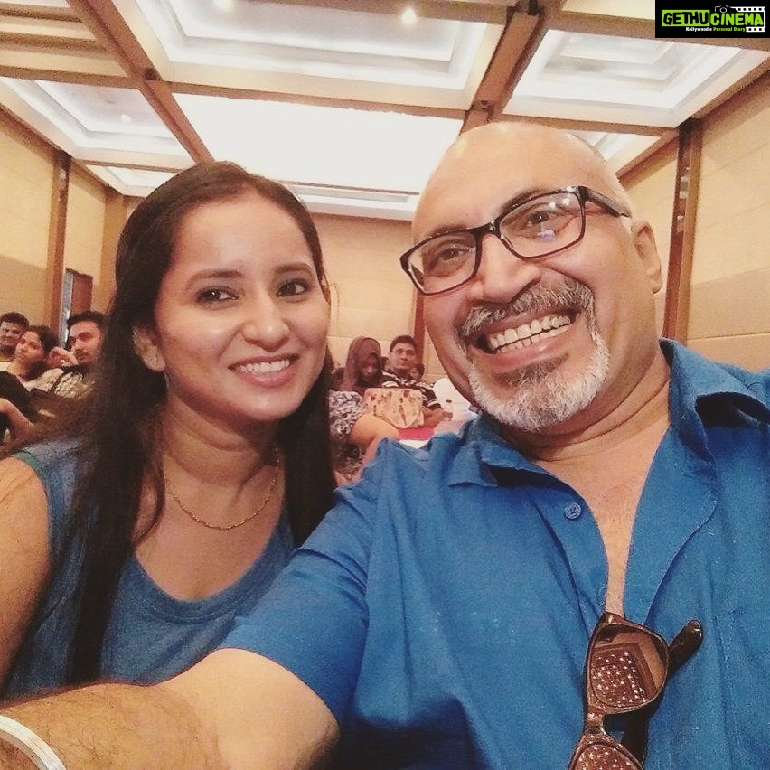 Ishika Singh Instagram - With master chef @chefpuneetmehta ... Wonderful human being ... Knows lot about food ... Food n food ! Thanks for all d tips sir